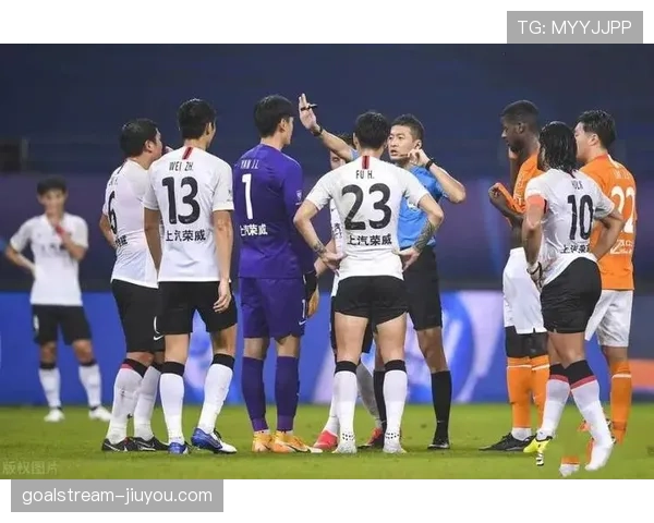 手球取消进攻机会的判罚逻辑到底有哪些争议点？